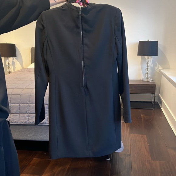 ARITZIA| Black Shift Dress - Picture 4 of 6